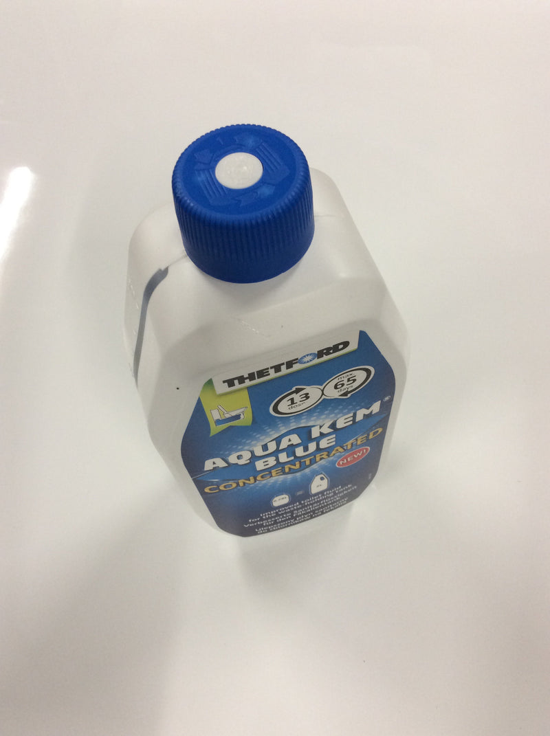 Thetford aqua kem blue concentrated 780ml